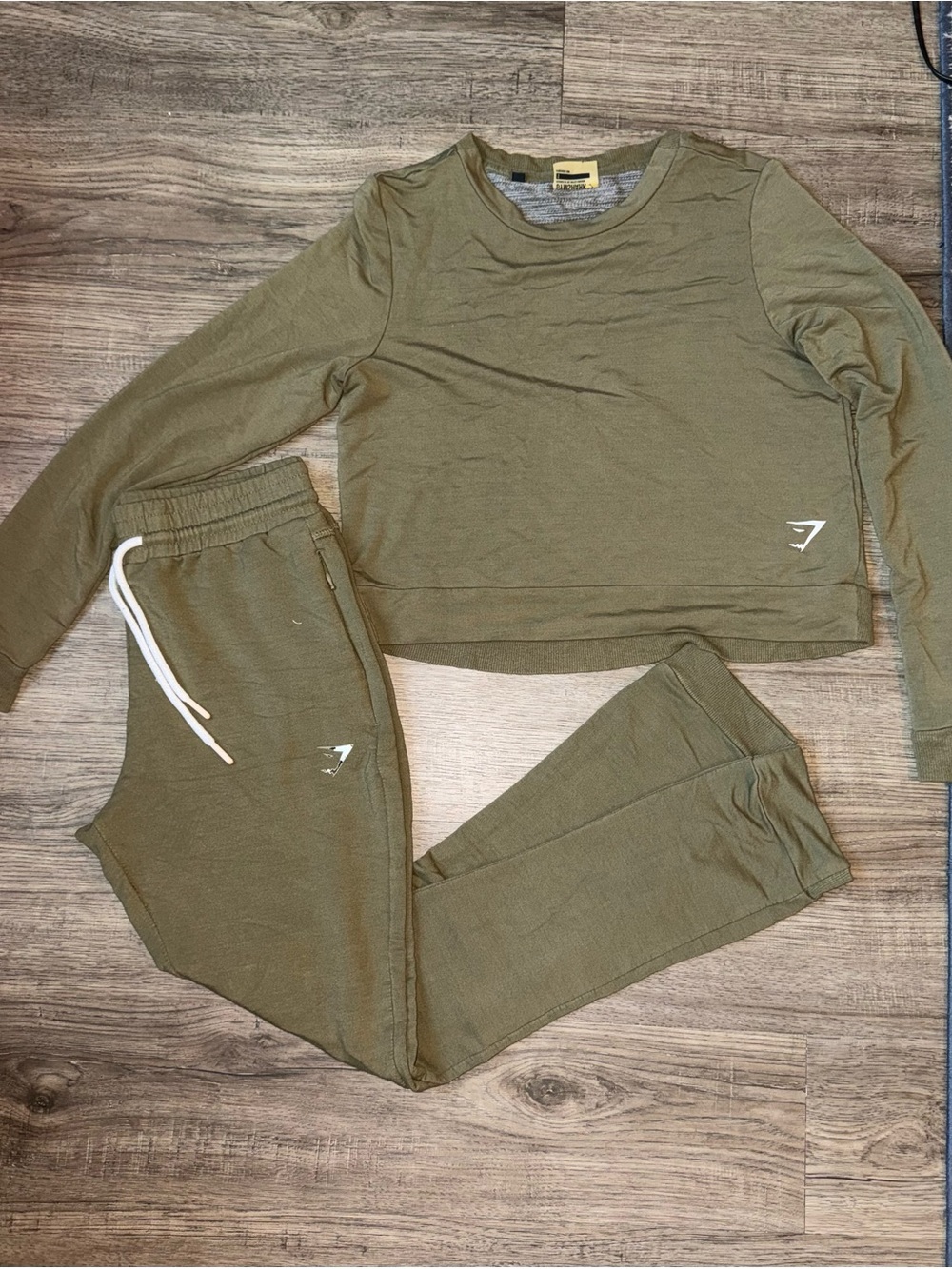 Gymshark Olive Tone Crewneck Sweatshirt & Joggers Set